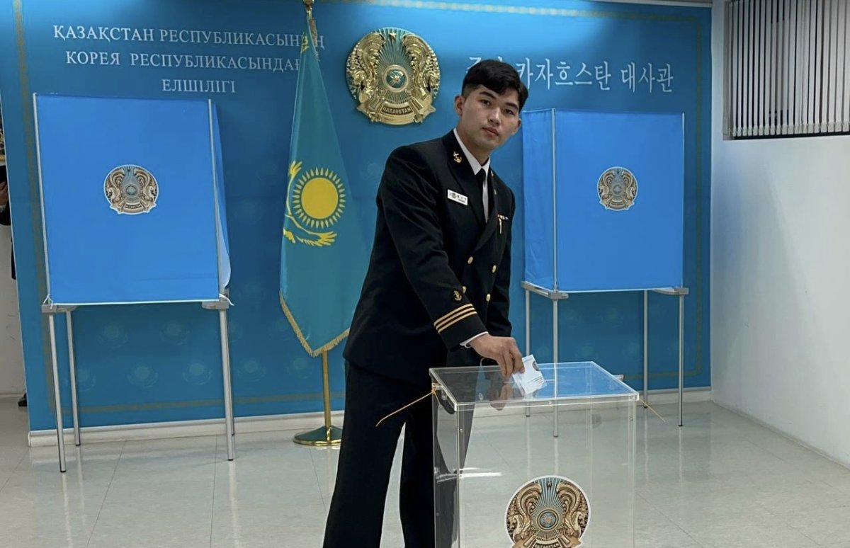 Парламентские выборы: казахстанцы голосуют за границей