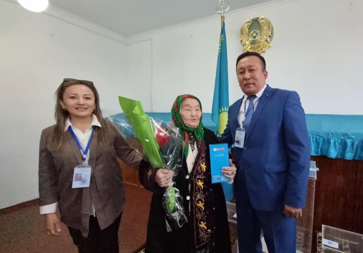 101-летняя жительница области Жетысу проголосовала на выборах