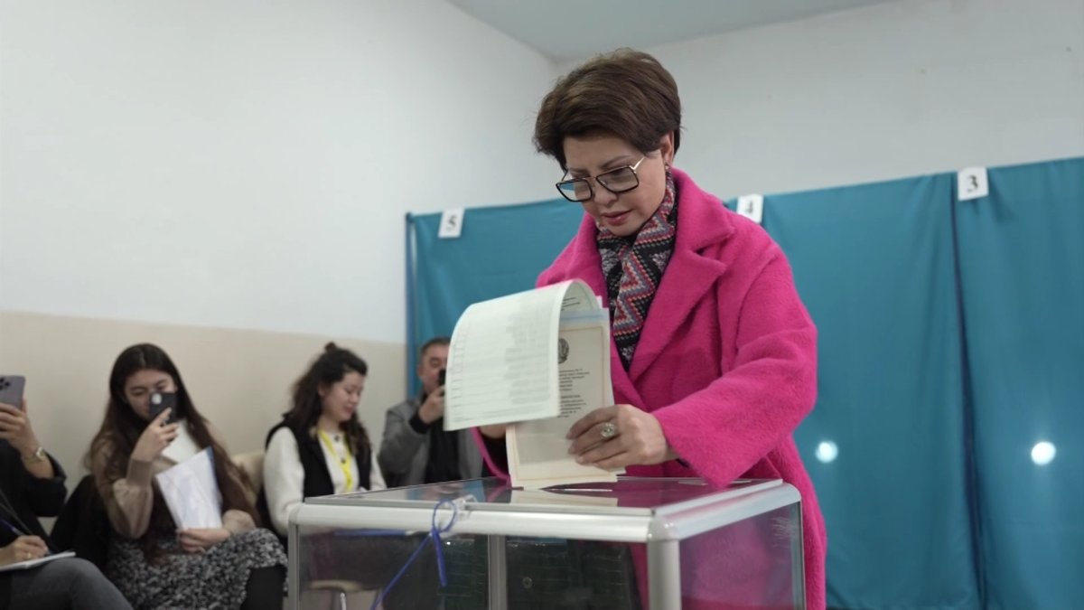 Өнер жұлдыздары сайлауда белсенділік танытуда