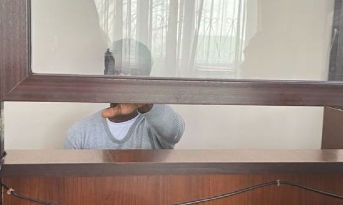 Нигерийца осудили за покупку наркотиков в Атырау