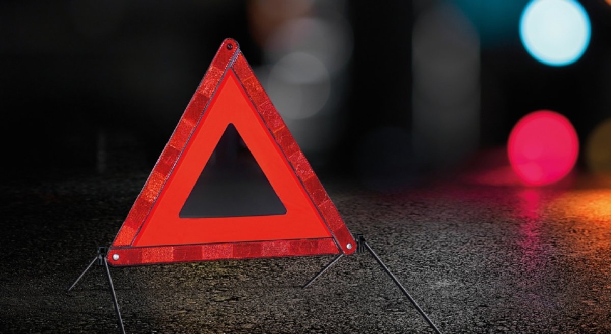 Астанада екі жеңіл көлік пен автобус соқтығысып, бір адам қайтыс болды