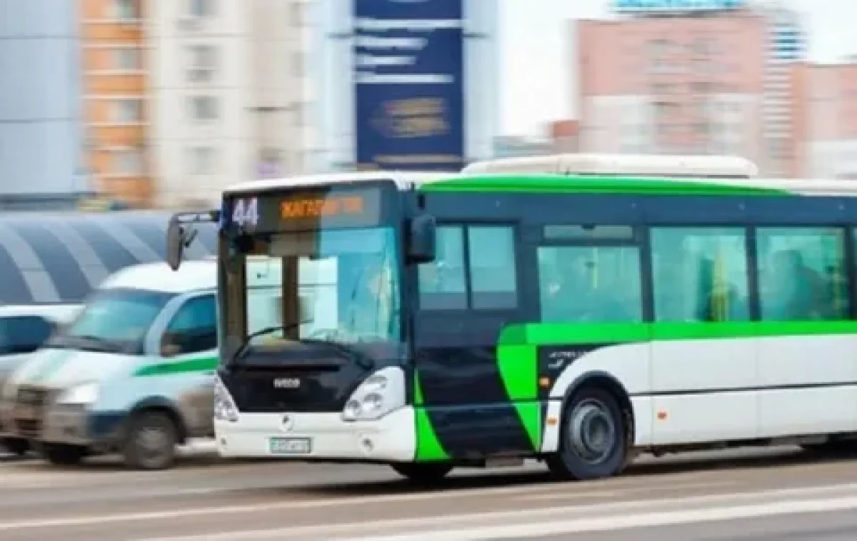 Астанада кейбір автобустар бір ай тегін жүреді