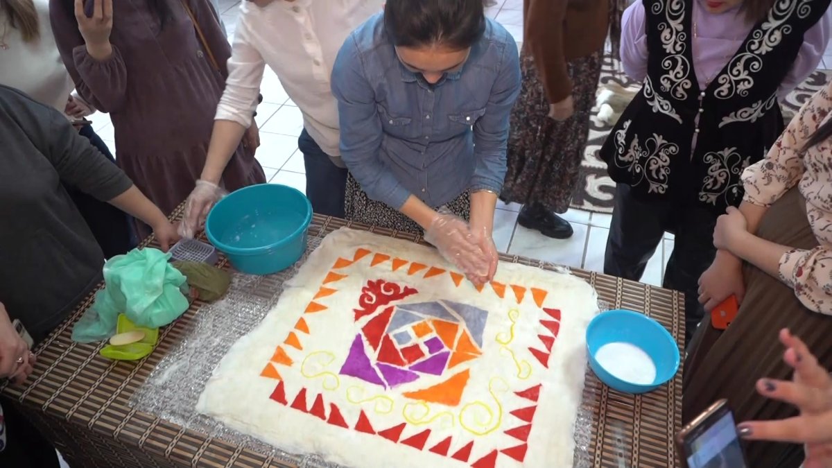 әдемі жалаңаш әйелдер 30