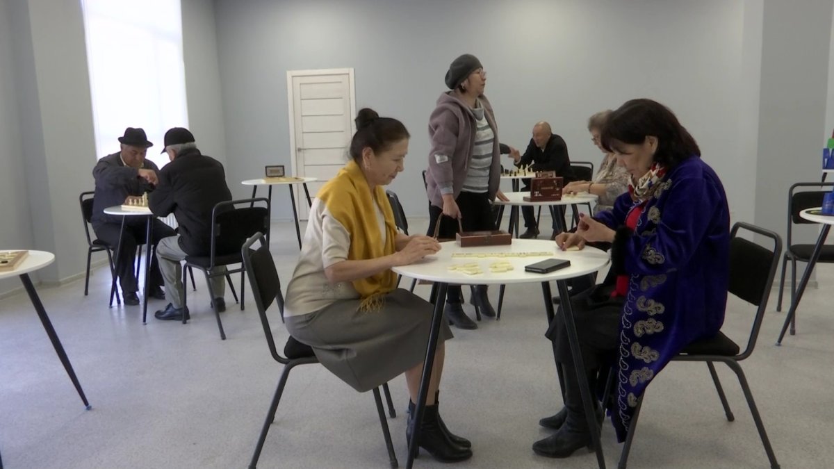 Бесплатный досуговый центр для пожилых людей открыли в Алматы