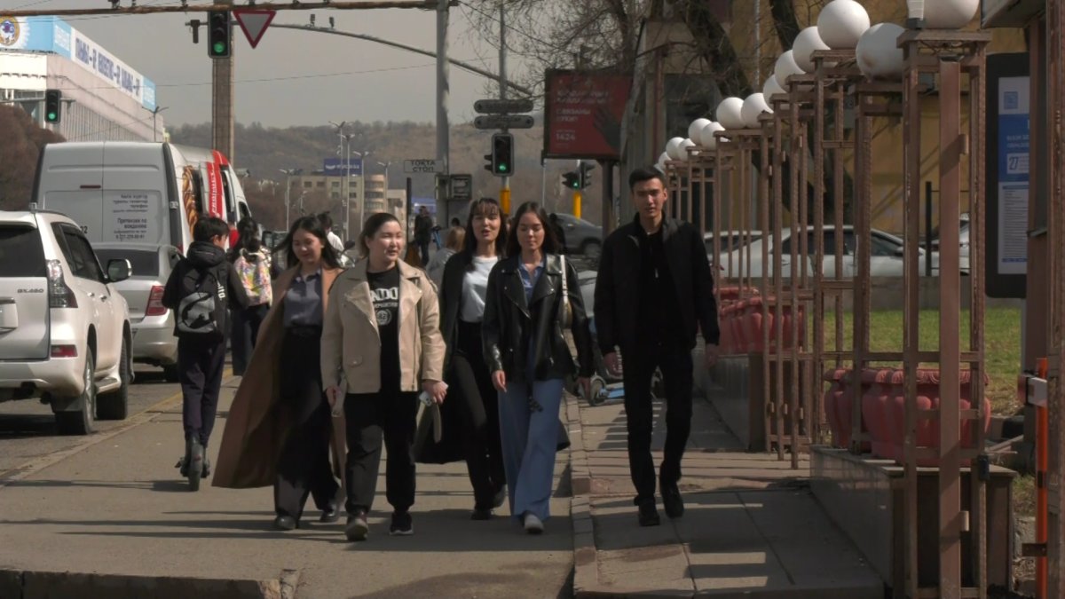 «Жастар бетің қалың болса, жанның рахатының керін келтіріп жүр», - тұрғын