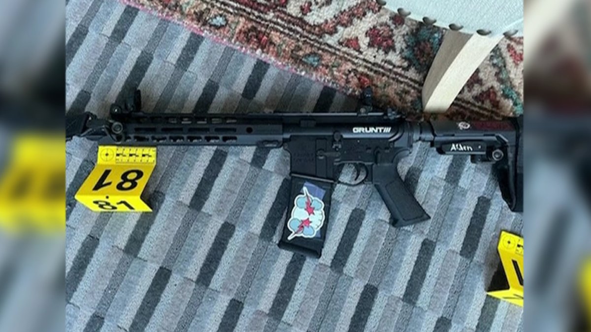 Женщина устроила стрельбу в школе: шесть человек погибли