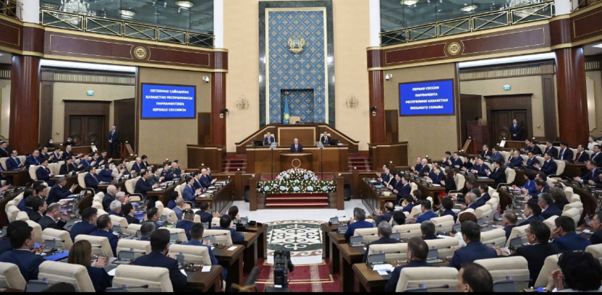 «Каждый бюджетный тиын тратить с умом»: какие задачи ставит Токаев перед новыми депутатами