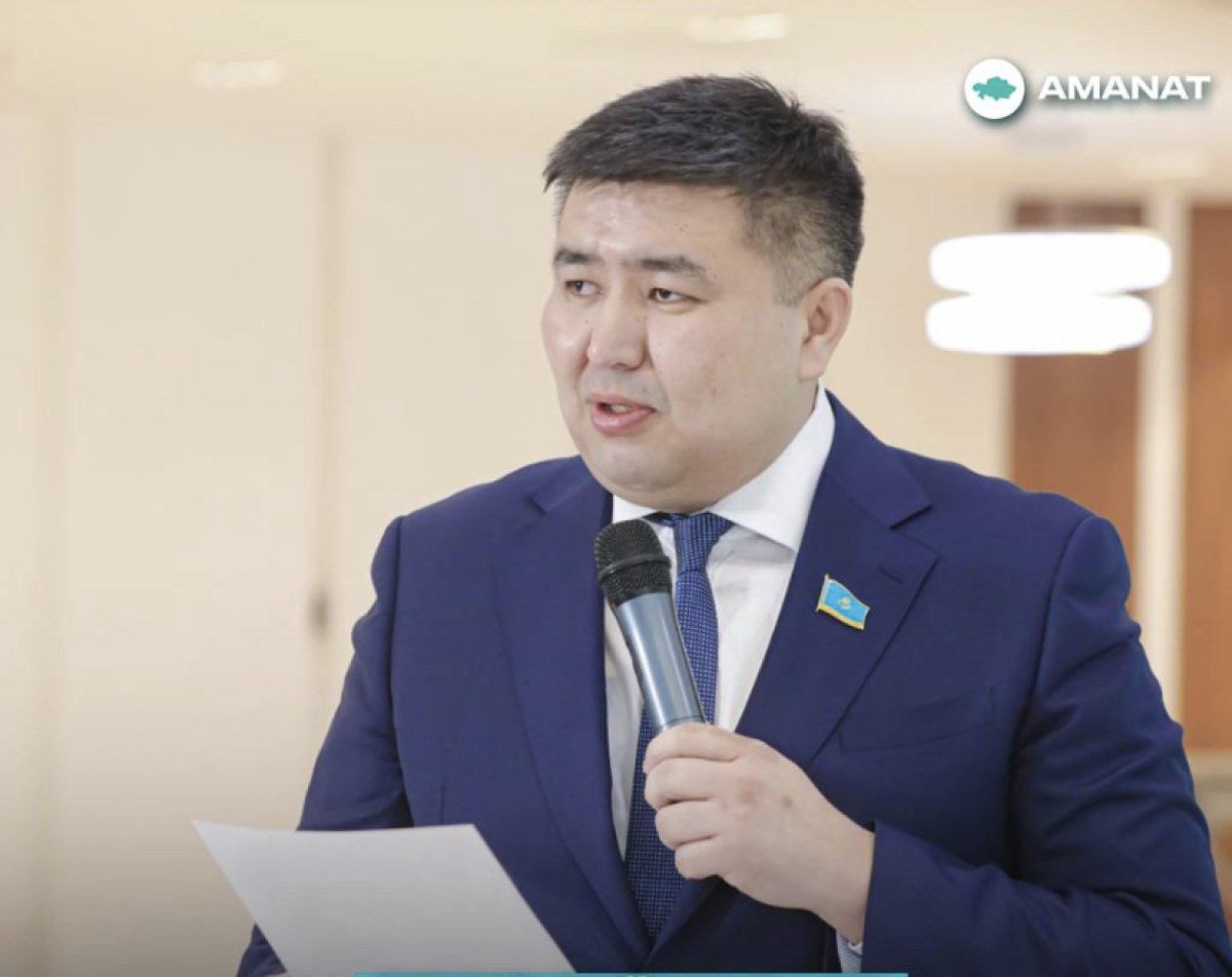 Елнур Бейсенбаев избран руководителем Фракции «AMANAT» в Мажилисе