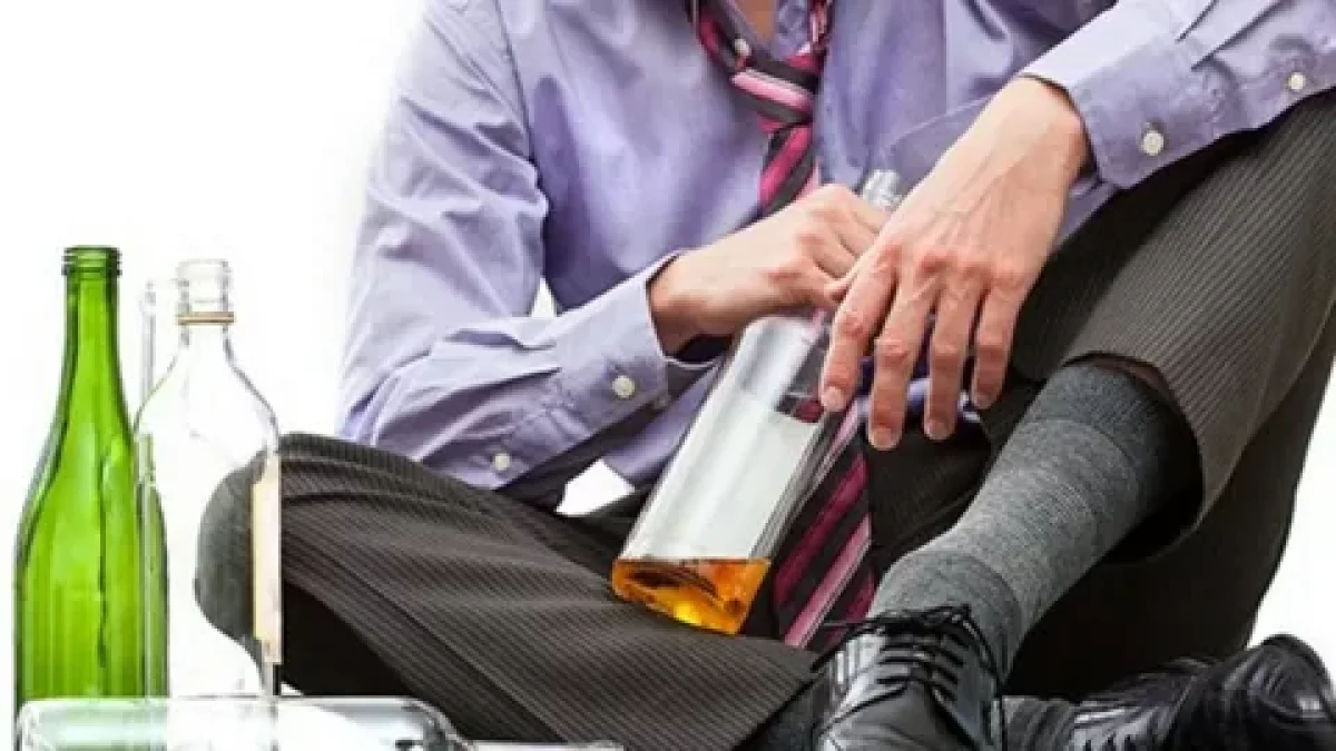 "Суық тигесін ішкен": Павлодар облысында мас болған әкімді жұмыстан босату ұсынылды