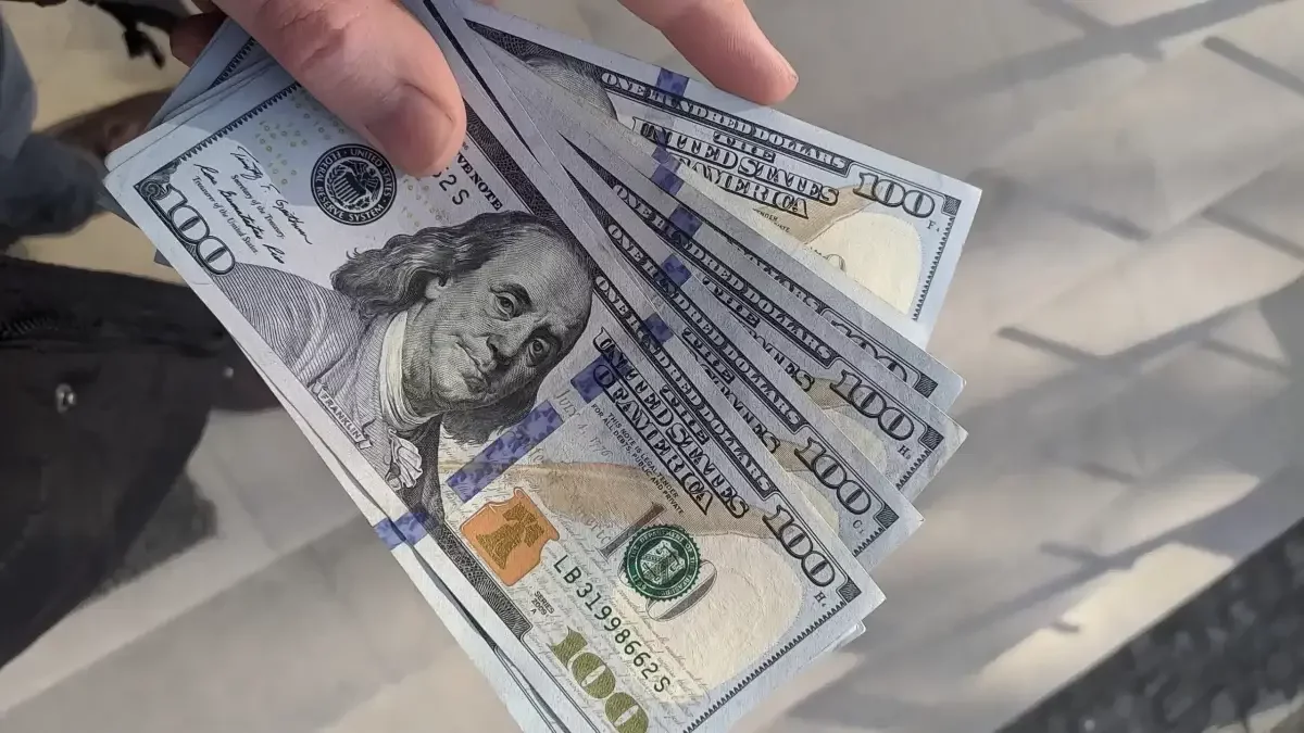 Қор нарығында доллар бағамы шамалы арзандады