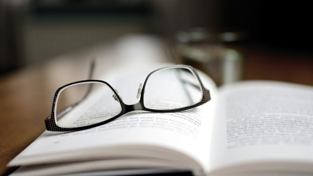 Елордада сатирик Көпен Әмірбектің бес томдық шығармалар жинағы таныстырылды