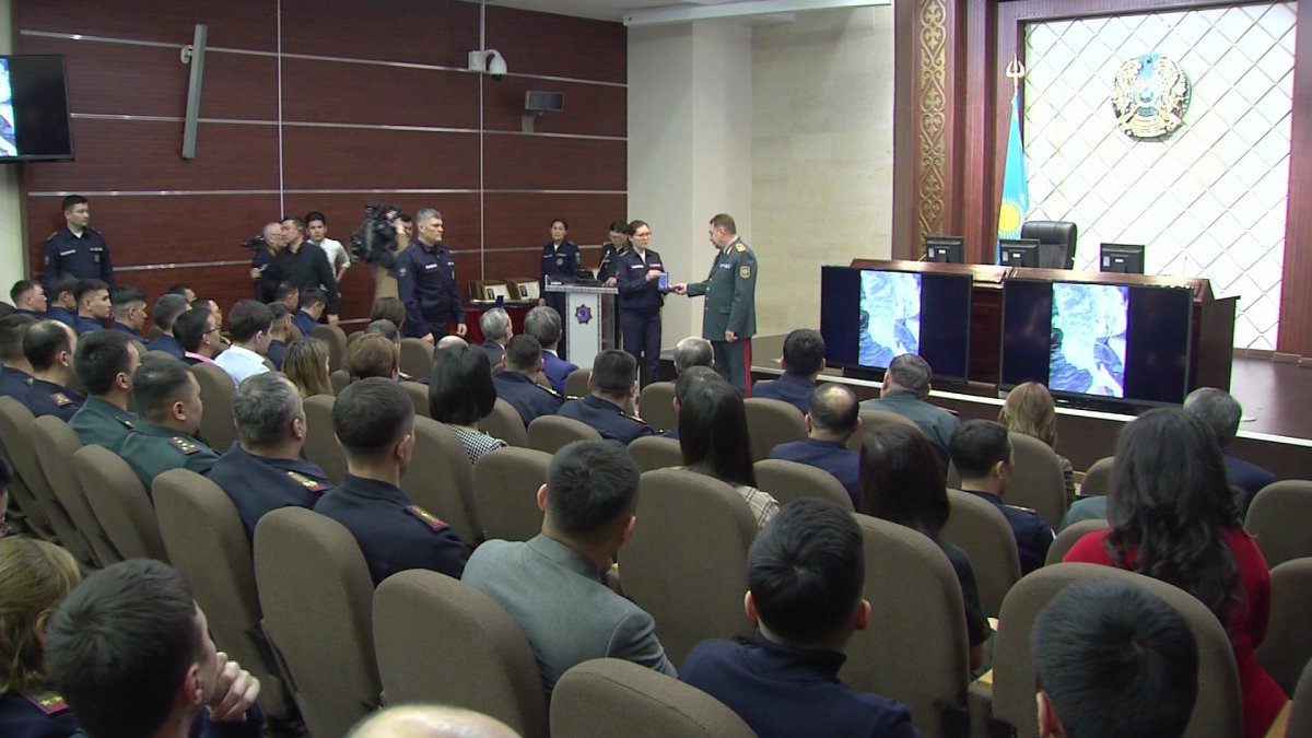 "Молились, чтобы услышать хотя бы вздох", - казахстанские спасатели рассказали о землетрясении в Турции