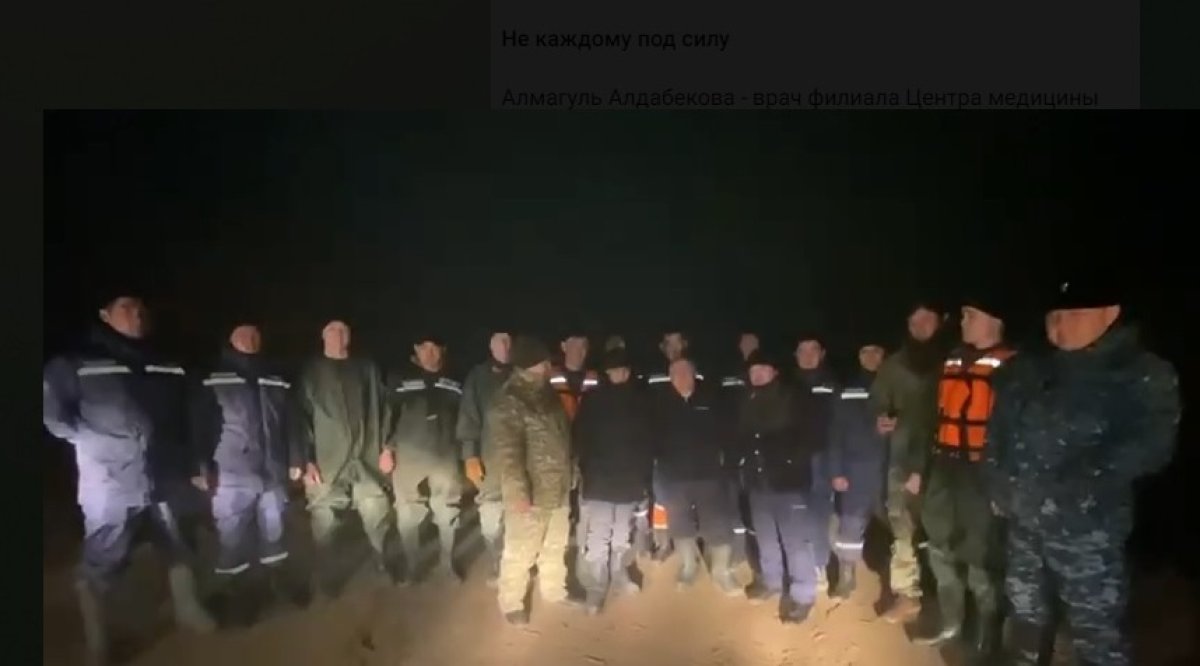 10 рыбаков спасли со льдины на Капшагае, а потом оштрафовали