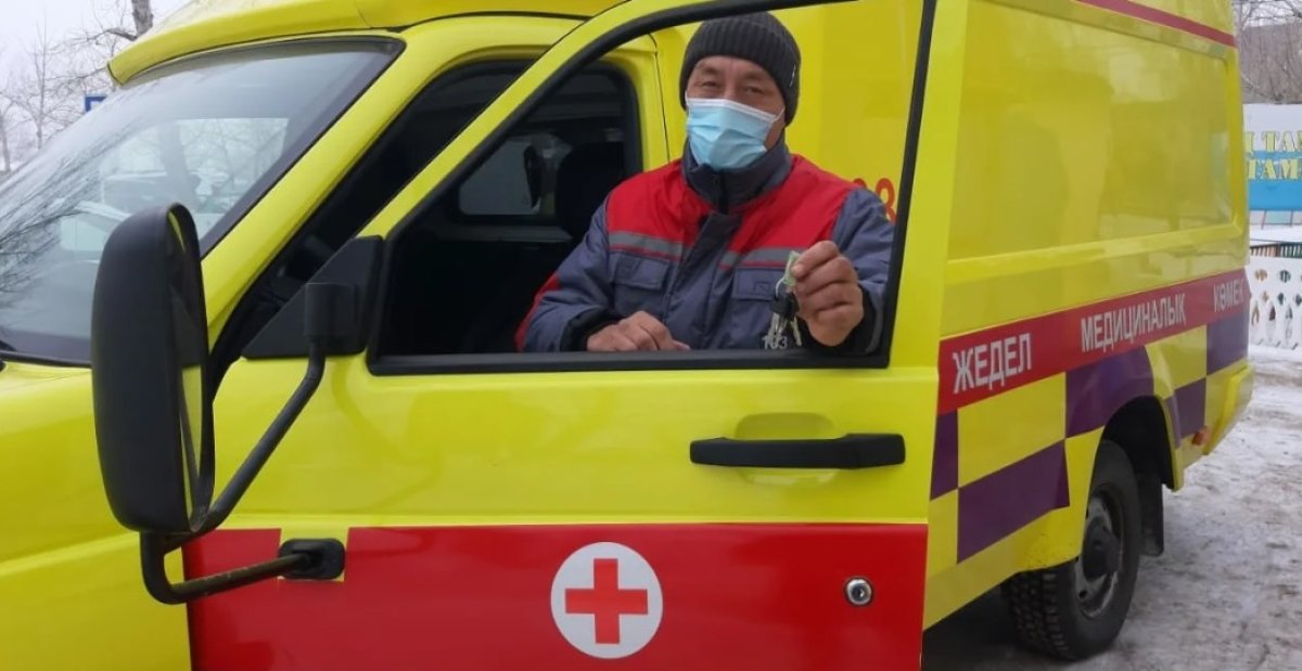 200% от оклада: водителям скорой помощи и медавиации поднимут зарплату