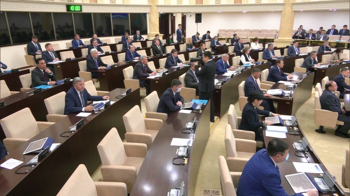 Сенімді ақтамаған лауазымды тұлғалар мемлекеттік қызметтен 3 жылға шеттетіледі