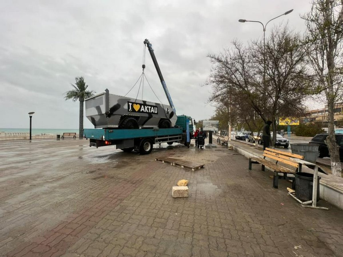 Ақтауда теңіз жағалауындағы заңсыз кәсіпкерлікті тоқтату жұмыстары басталды