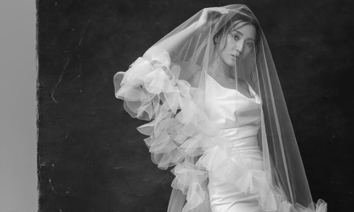 "У мужа даже нет Инстаграма": Гульназ Жоланова ответила на вопросы о недавнем замужестве