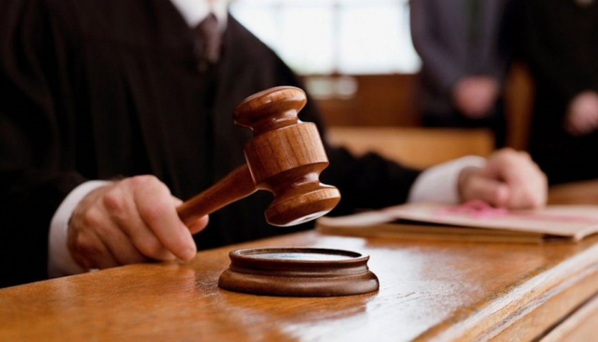 Били топором и цепями: в Актау вынесли приговор группе парней