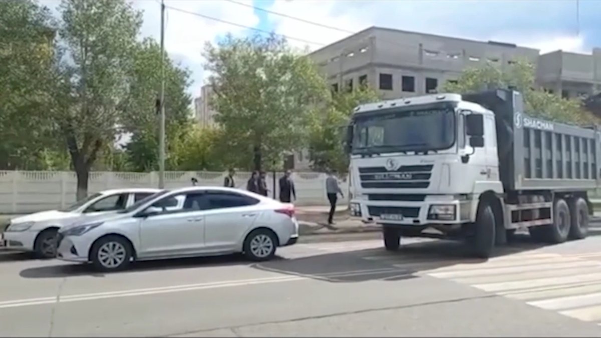 Более 300 миллионов тенге за ремонт улицы не выплатил подрядчикам акимат Павлодарской области