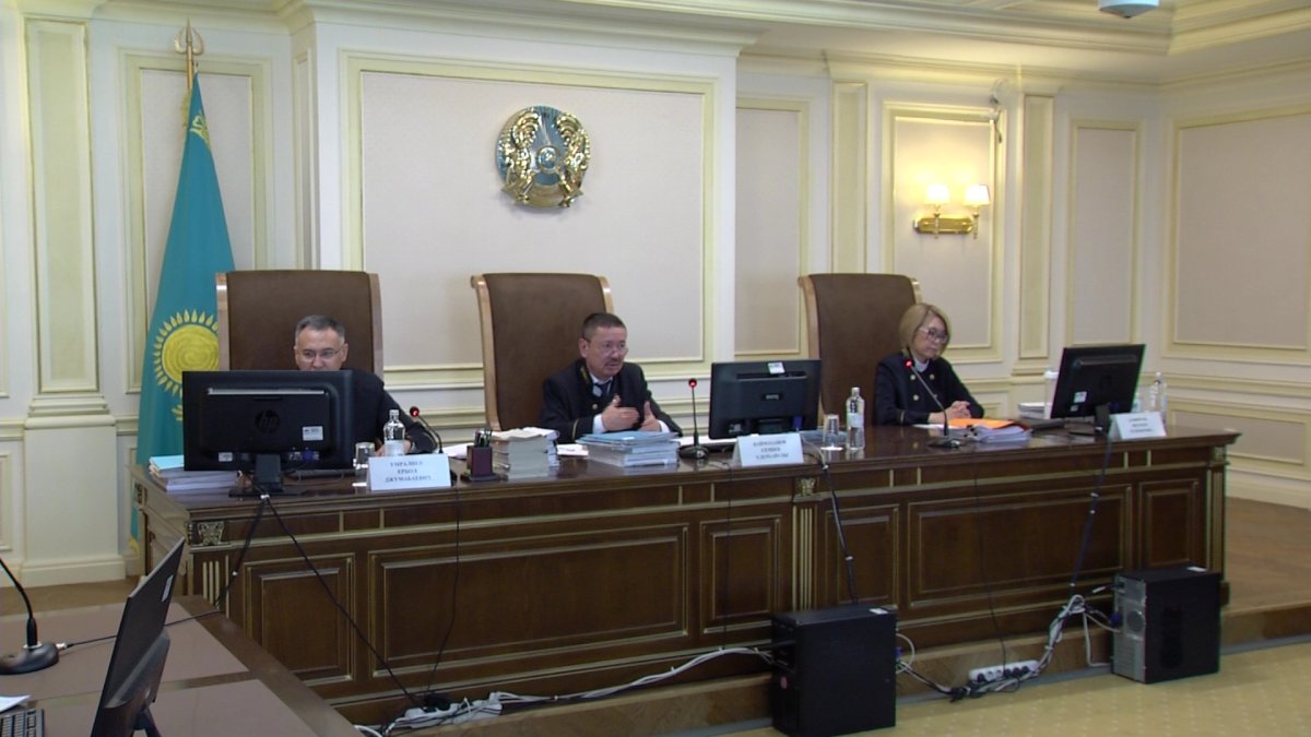 Павлодар әкімдігі жол жөндеуші компанияға 304 миллион теңге қарыз