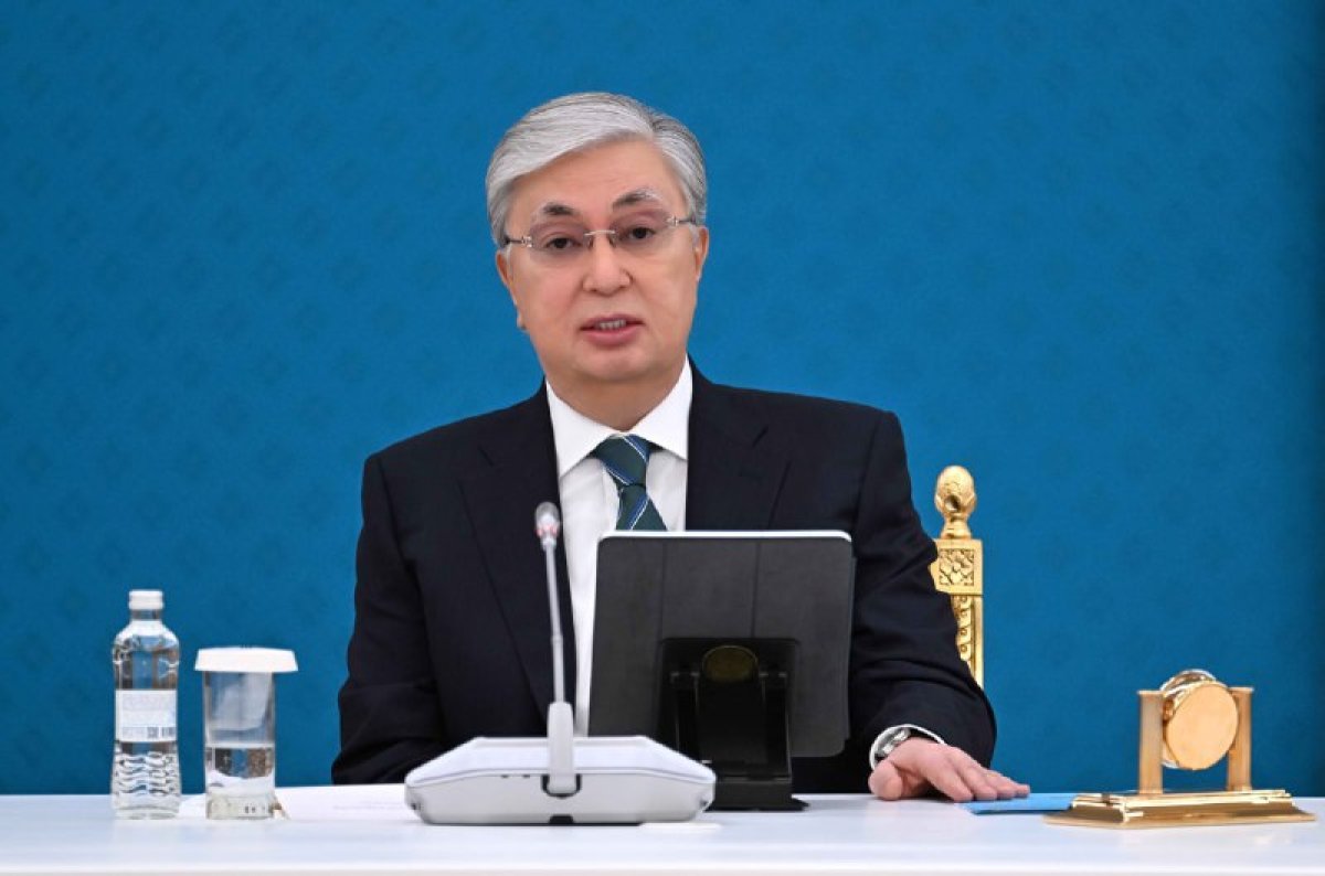 Увеличить доплату за ученые степени поручил Токаев