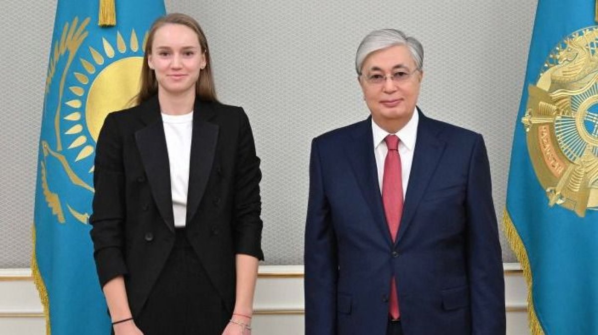 Рыбакина Тоқаевтан қандай сыйлық алғанын айтты