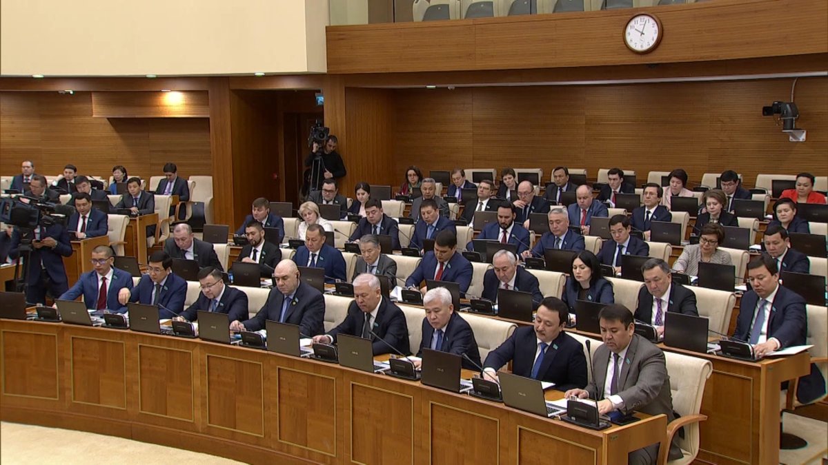 Деньги на развитие науки не доходят до исследователей, - депутат