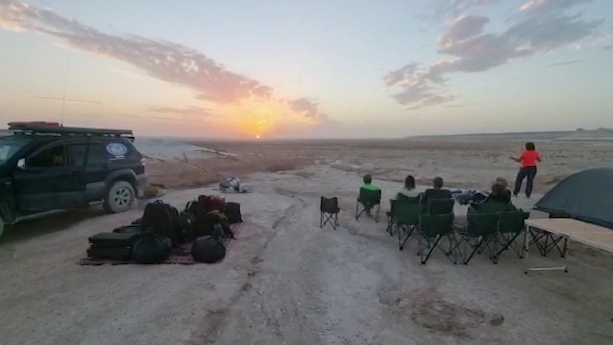 "Машины застревают, а цены "кусаются": почему отдыхать в Мангистау предпочитают иностранцы