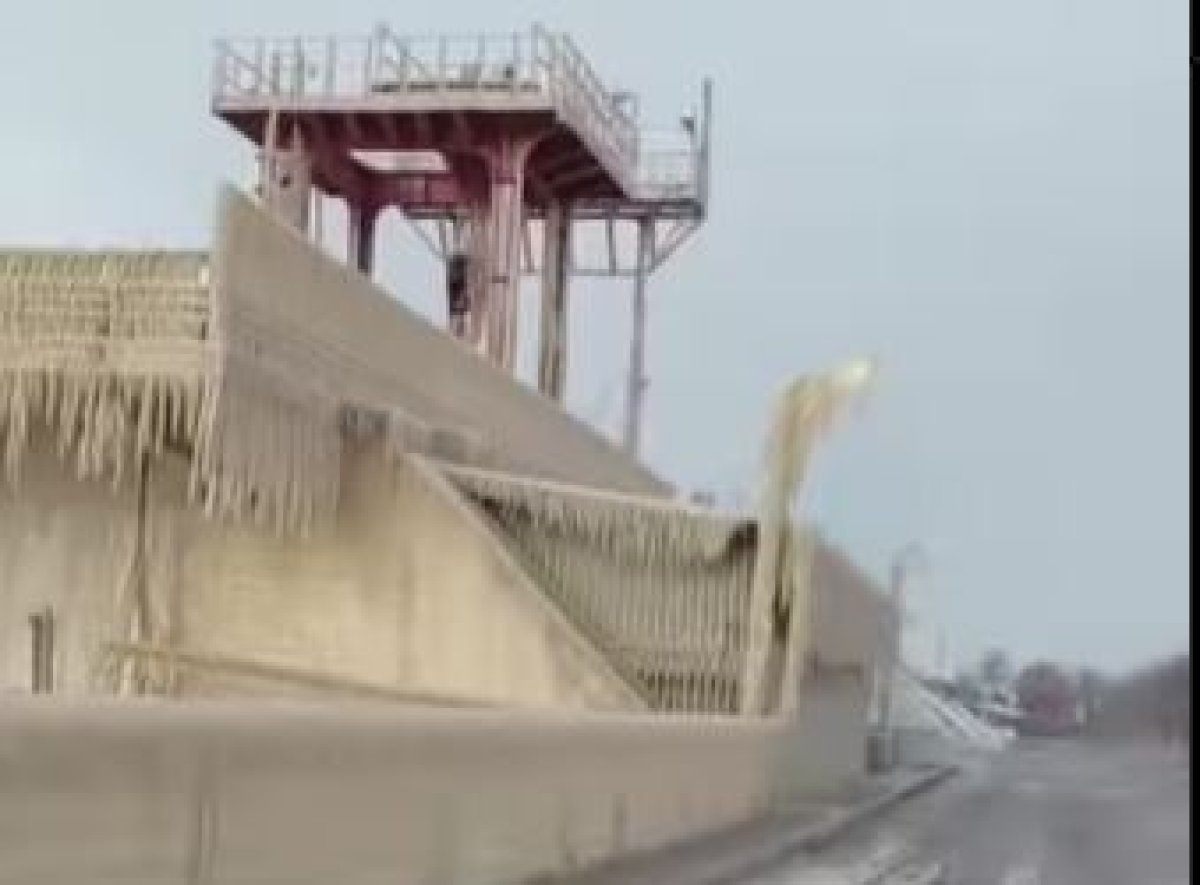 Обледеневшее водохранилище в СКО шокировало казахстанцев