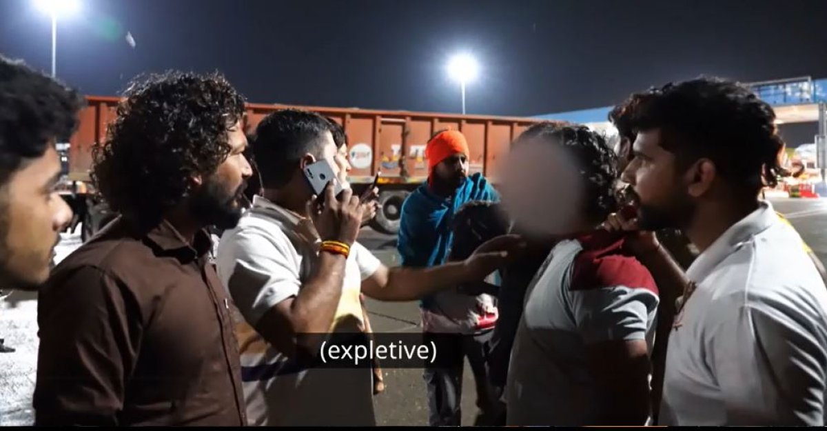 В Индии в прямом эфире застрелили политика и его брата