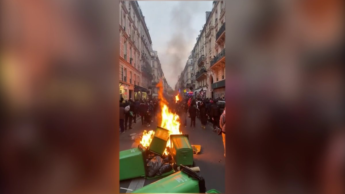 Гремели кастрюлями и поджигали мусор: во Франции возобновились протесты против пенсионной реформы