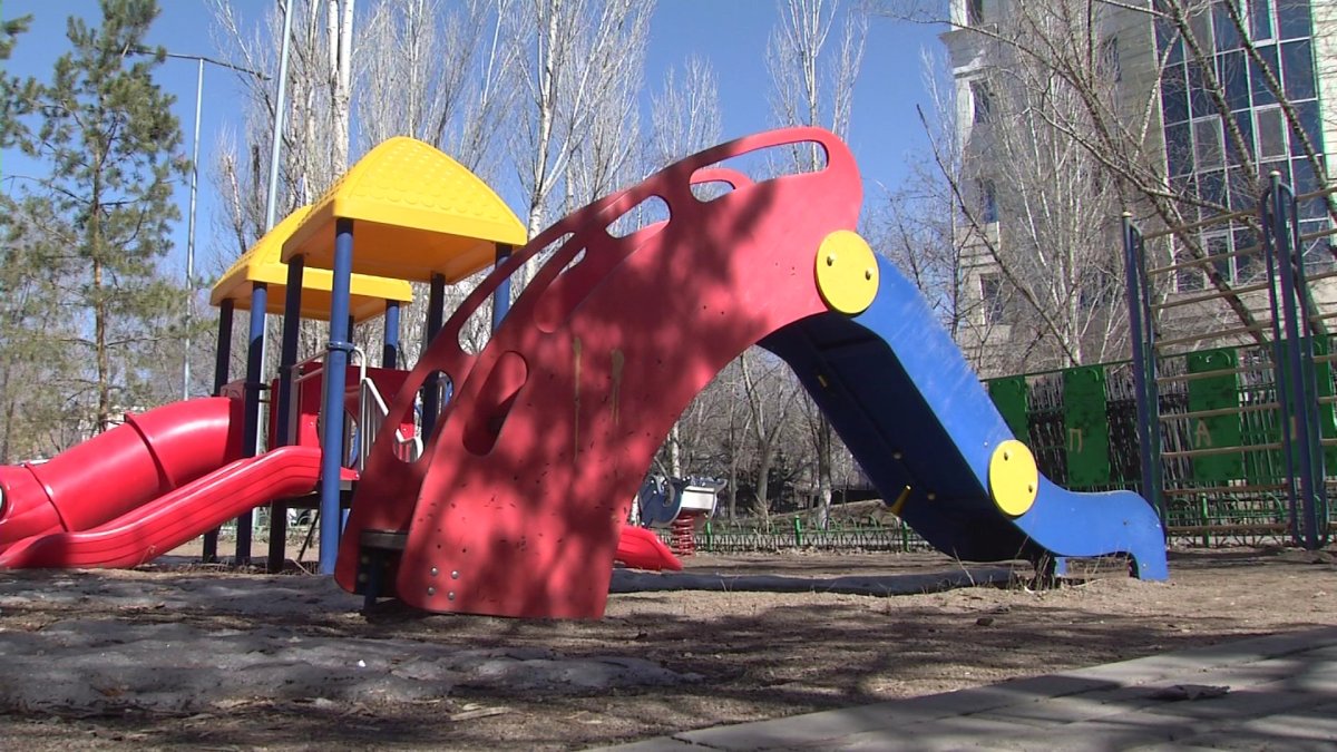 "Әкімдер жаяу жүріп, өз қалаларын аралауы керек", - Тоқаев