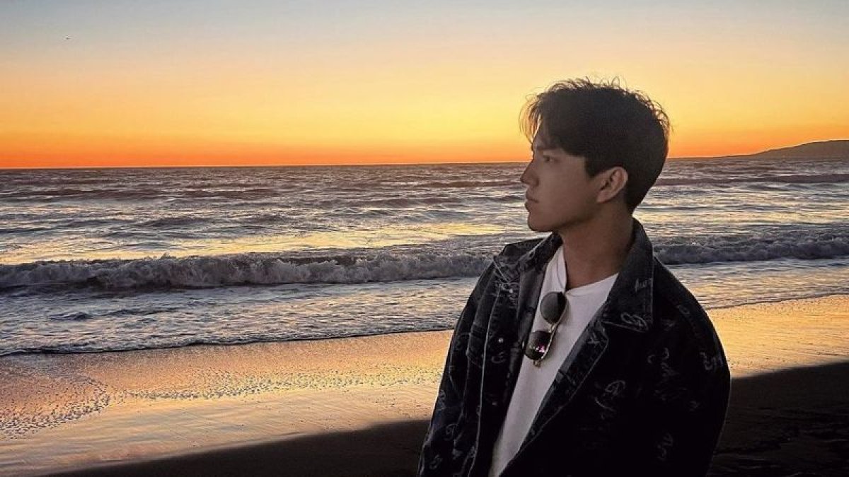 Димаш жақында жаңа әндері шығатынын хабарлады