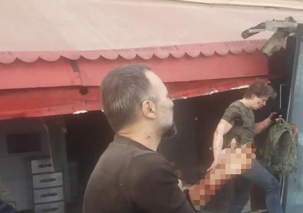 Один человек погиб, ещё 16 пострадали при взрыве в центре Санкт-Петербурга