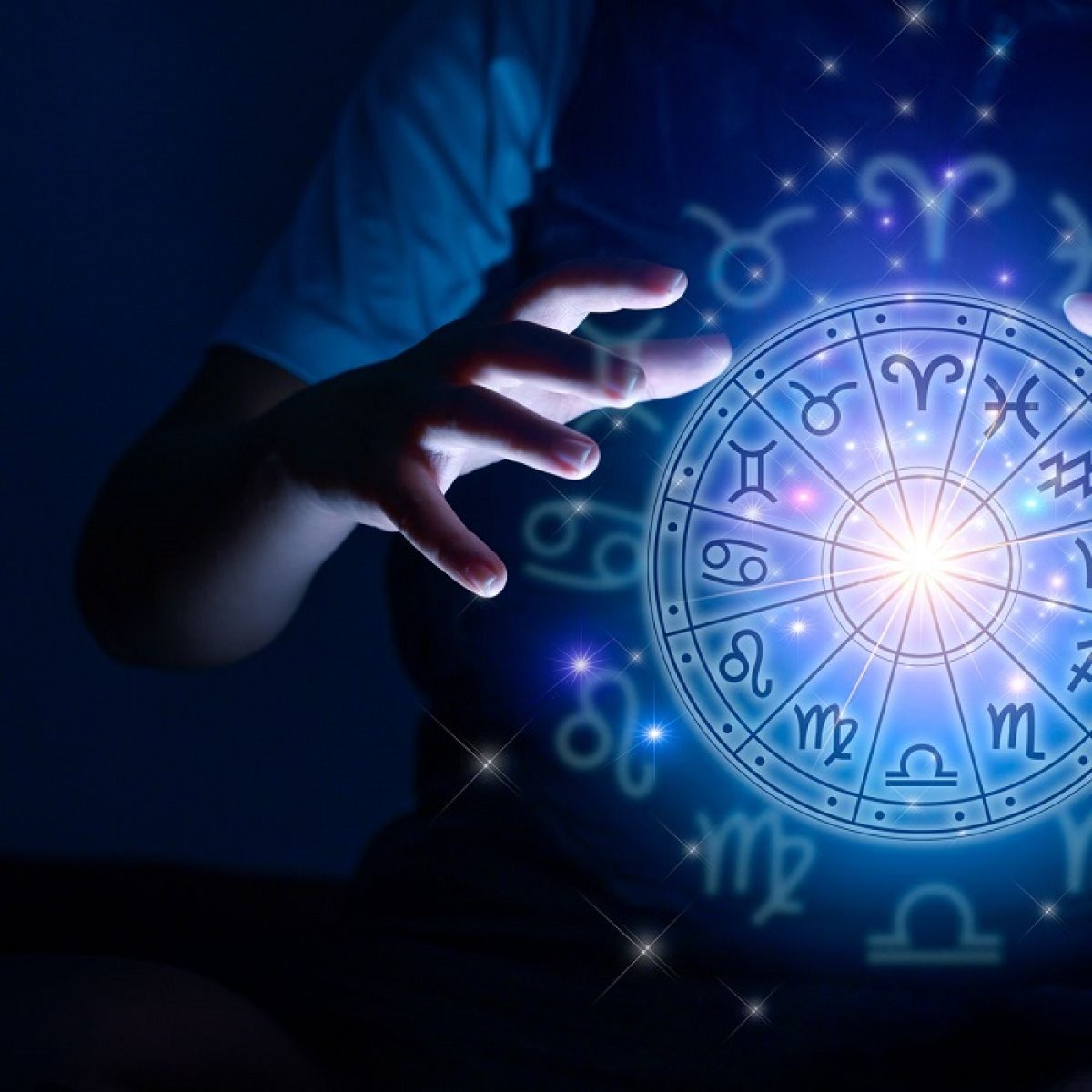 Близнецы, не конфликтуйте, Рыбы, не суетитесь: советы звёзд на 20 апреля