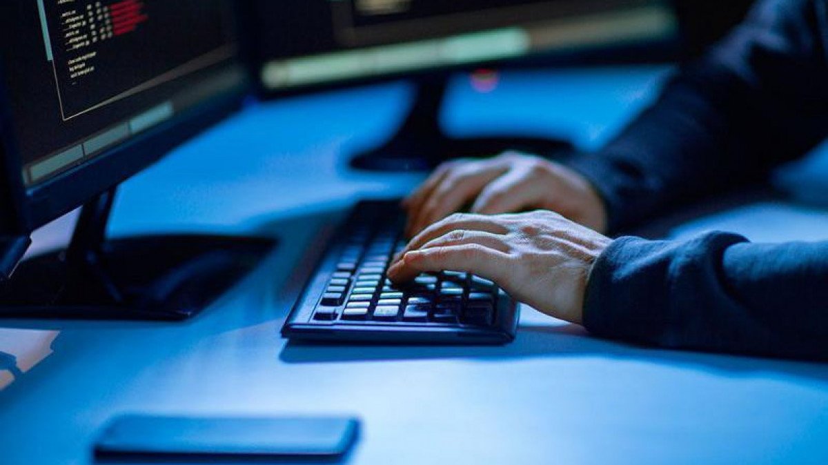 Қарағанды облысында интернет-алаяқтығын жасаған 8 күдікті ұсталды