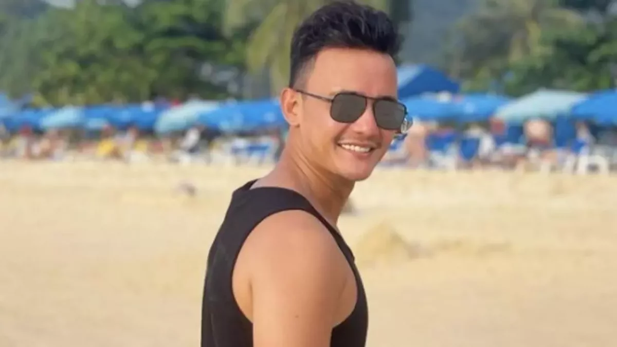 "Мен өзім білемін": Әли Оқапов ұлына әкесі Тасқынның тегін неге бермегенін түсіндірді