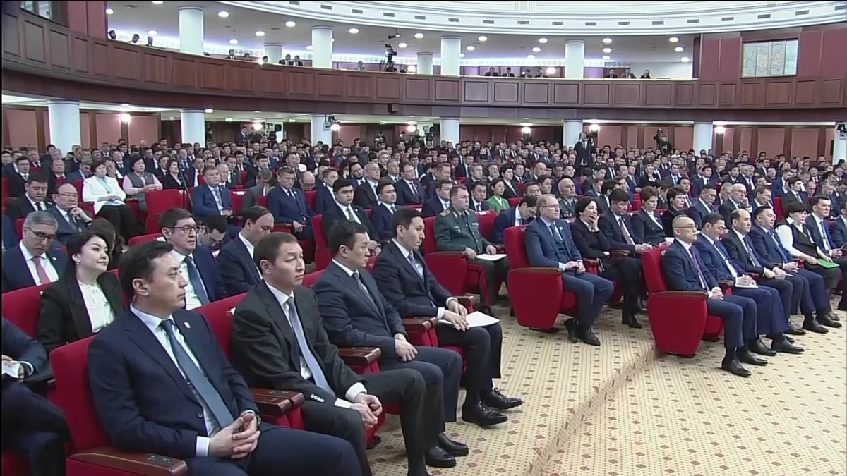 Токаев возмутился уровнем инфляции: что предлагают депутаты?