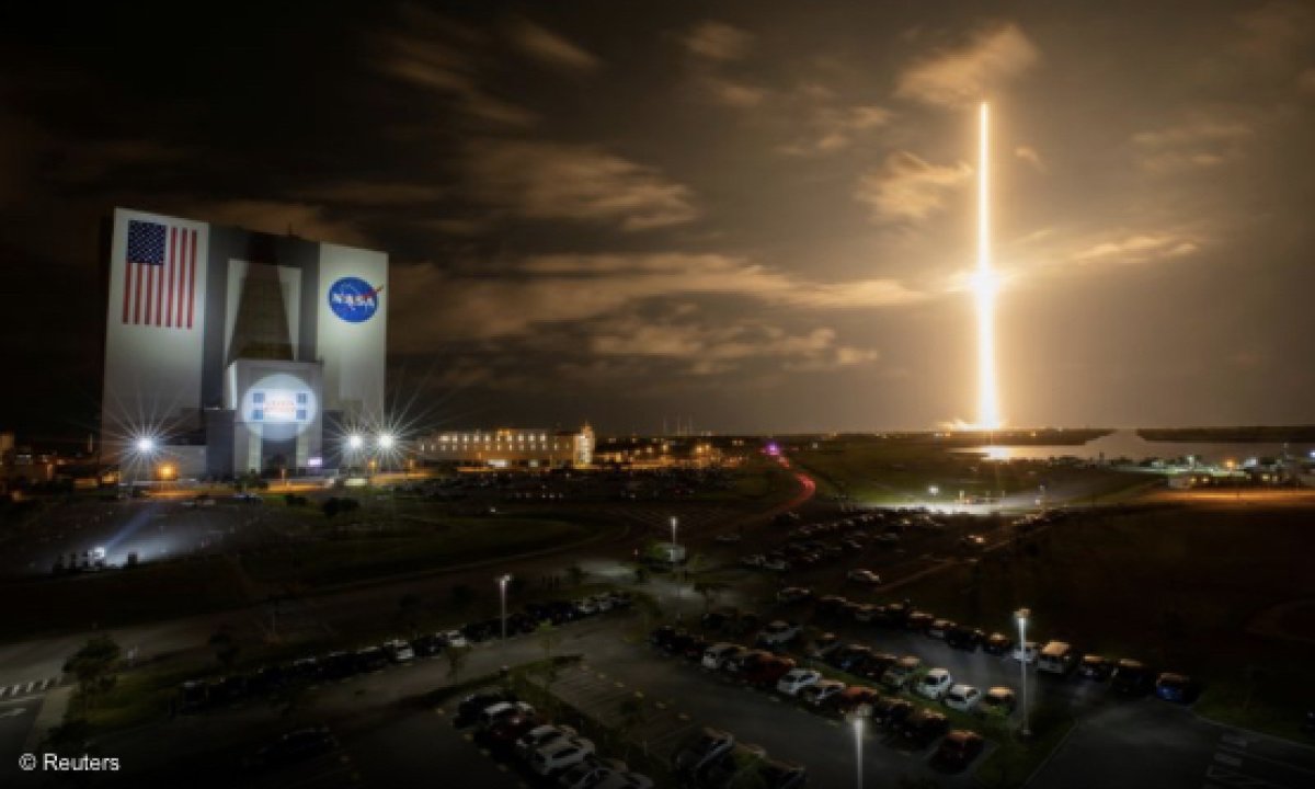 Ракета Маска взорвалась после старта