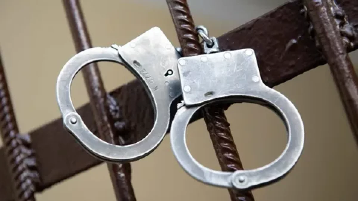 Алматыда ерлі-зайыпты журналистер ұсталды