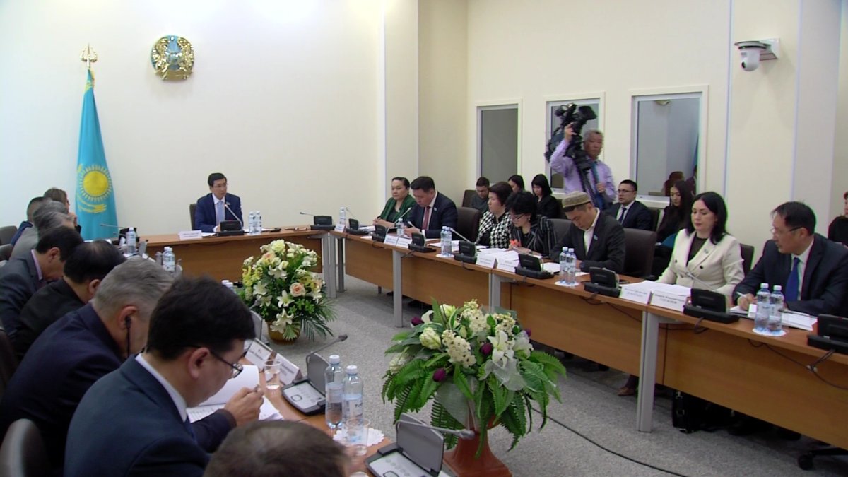 «Трое из четырёх педофилов - близкие пострадавшего ребёнка», - мажилисмен