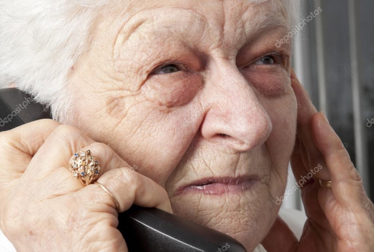 “Мама, помоги!”: участковый в Петропавловске уберёг пенсионерку от перевода денег мошенникам