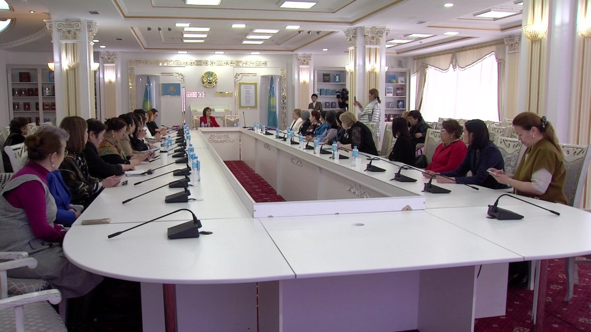 Ғалым әйелдерге арналған тұңғыш энциклопедияның тұсауы кесілді