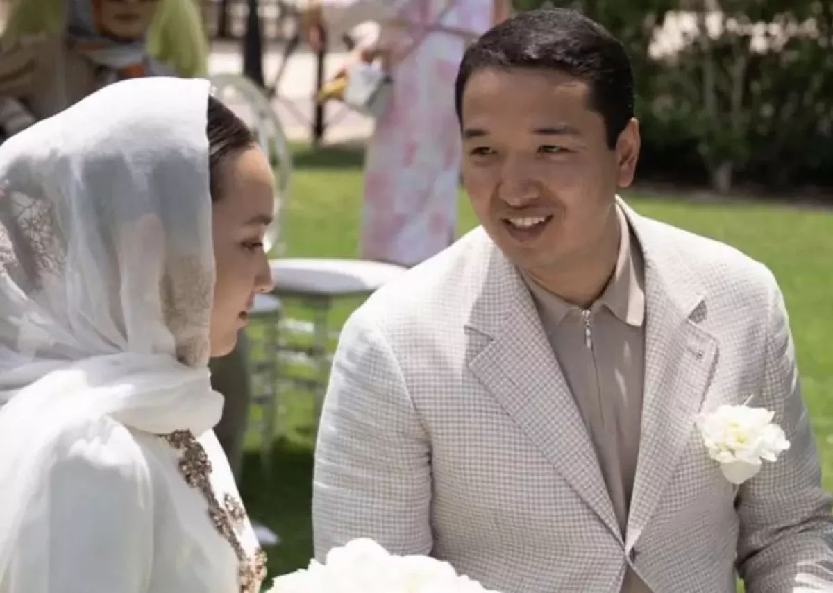 Жансая Әбдімәлік тұрмысқа шықты