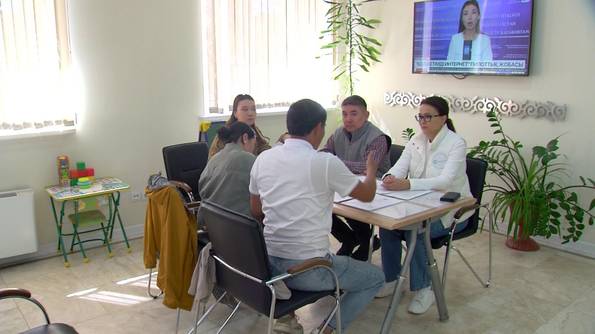 "Әкімдік біздің 250 млн теңгемізді өзге адамға аударып жіберді",- Түркістан қаласының тұрғыны