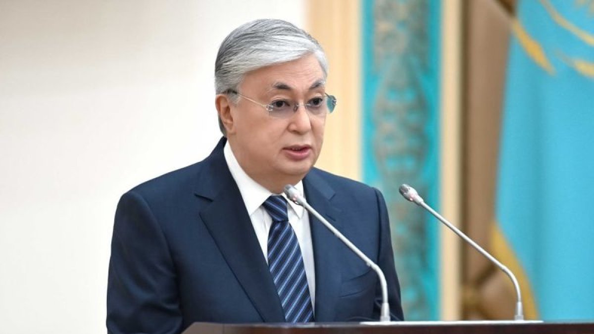 Токаев указал на важность изучения казахского языка всеми жителями страны