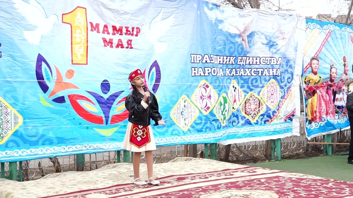 «День единства каждый день», - казахстанцы о дружбе и мире