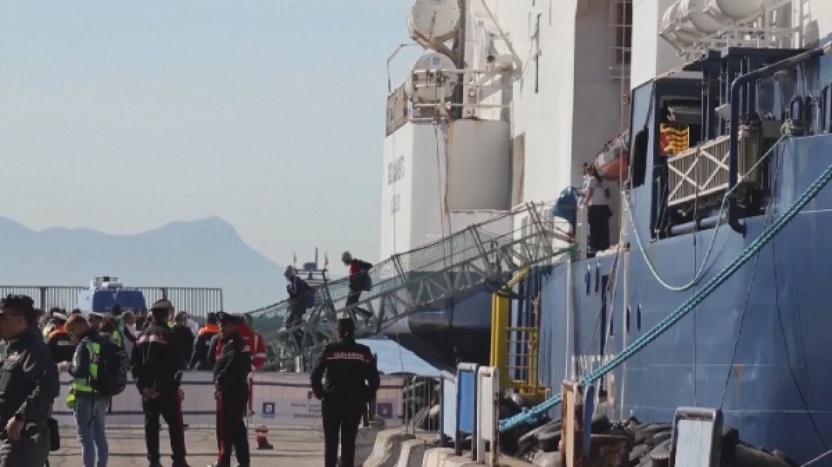 Италияға бет алған мигранттар легі толастамай тұр