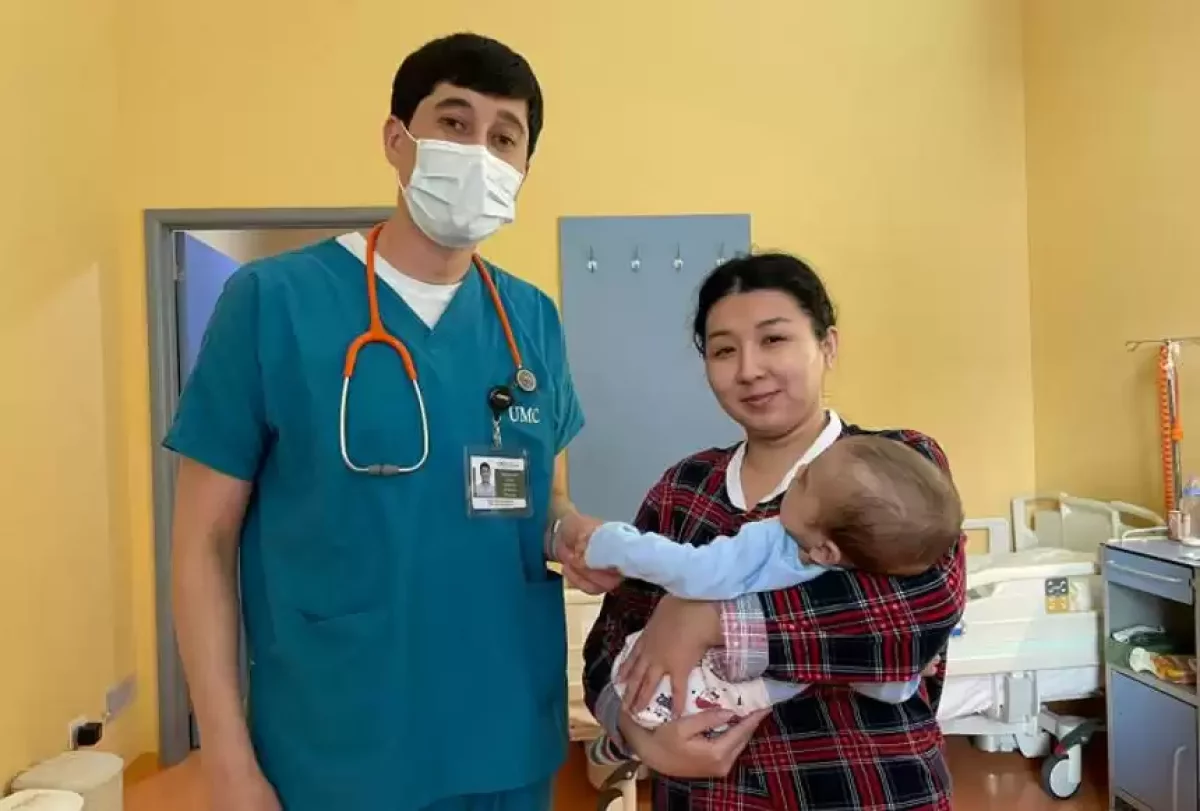 Астанада 7 айлық нәрестенің бауыры алмастырылды, донор – әкесі