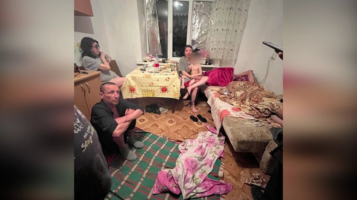 В центре поддержки детей отказались принимать ребенка пьющей матери в Актобе